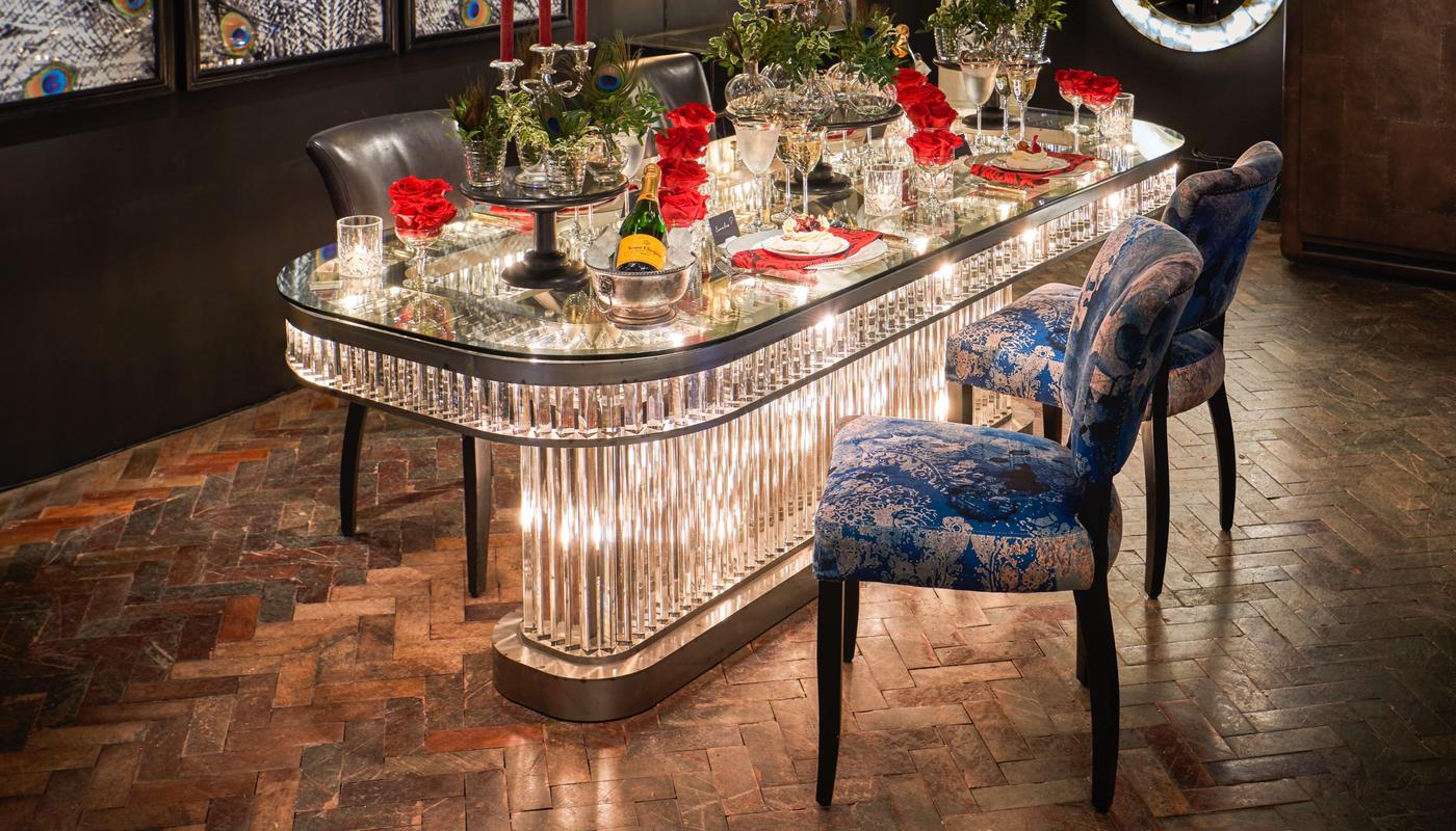 Rex rectangular dining table