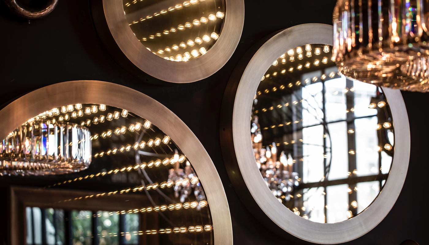 Inception round mirror