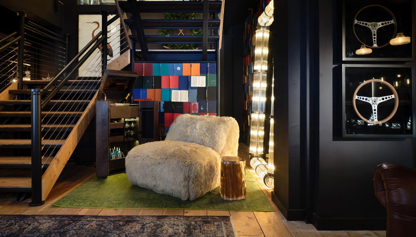 Luxury Furniture Store Tottenham Court Road