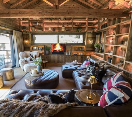 Shabby Tufted sectional sofa in Ski Chalet