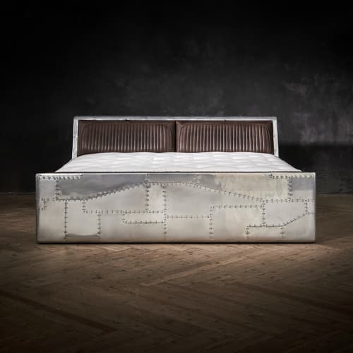 T AVI BD 0003 tomcat bed frame detail 2