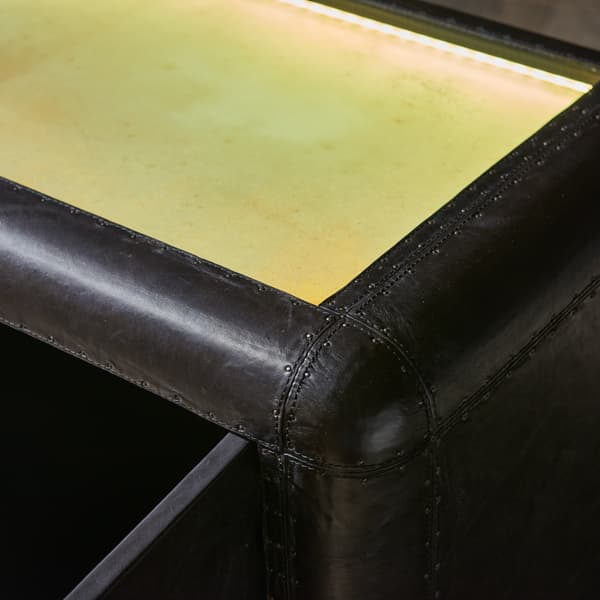 light up console detail 9