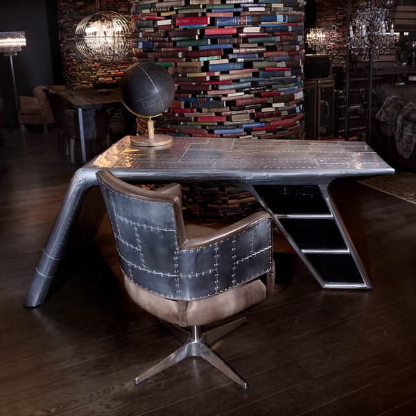 swinderby chair featured with Aviator Blackhawk desk
