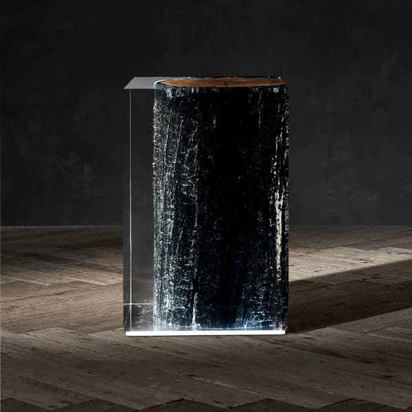 T XYL TS 0003 xylem burntwood side table detail 2