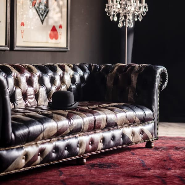 westminster buttoned sofa detail 3