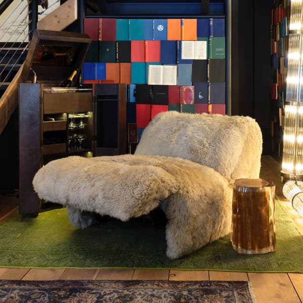 shaggy motion sofa open view