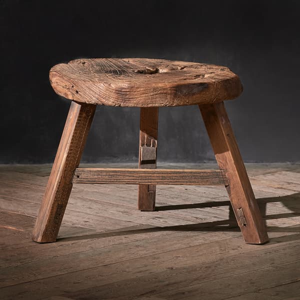 abode coffee table detail 2