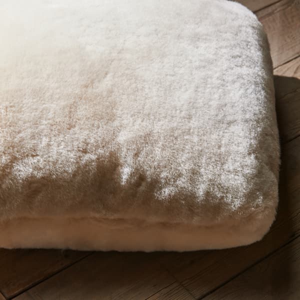 caravaha floor cushion square detail 4
