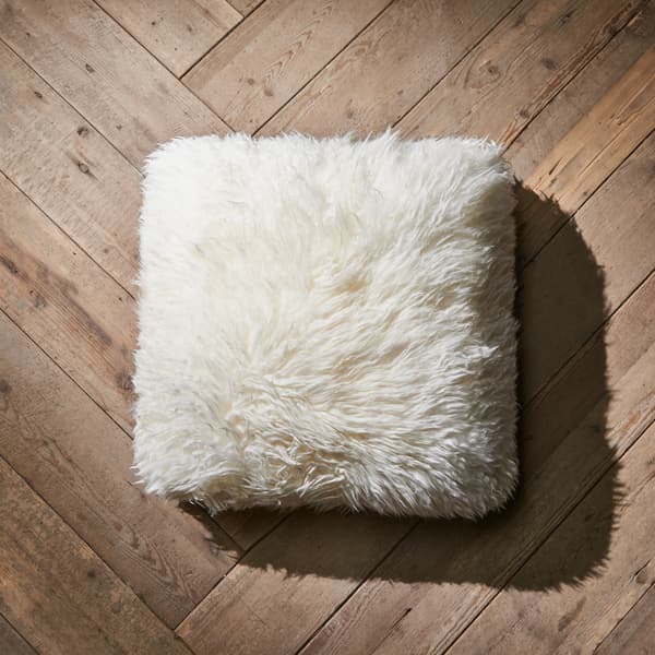 caravaha floor cushion square detail 3