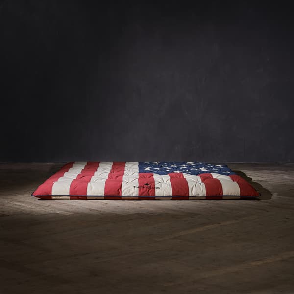 revive flag topper detail 2