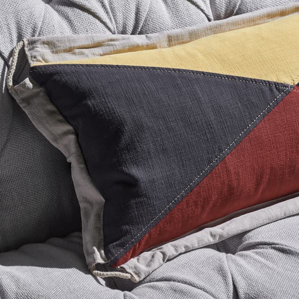 signal cushion small zulu detail 5