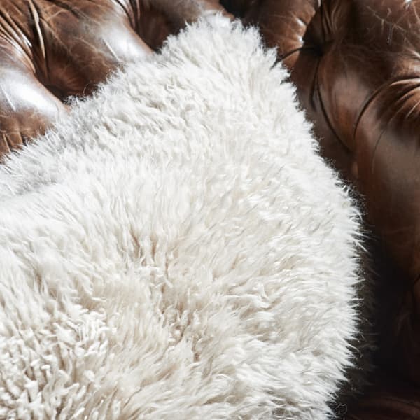 yeti cushion rect small detail 3