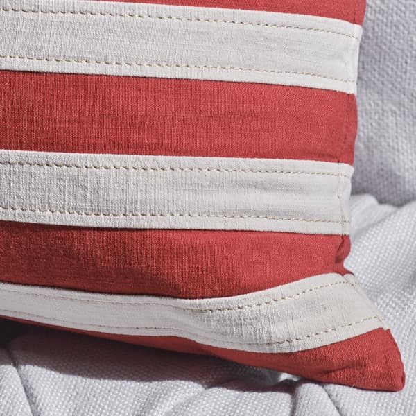 flag cushion small s s detail 2