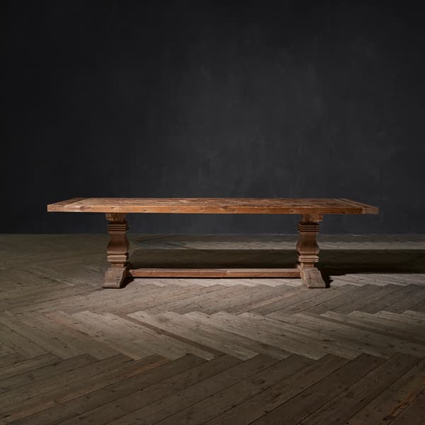 georgian architectur dining table detail 2