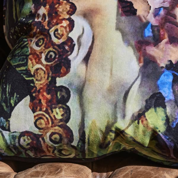 siren cushion square large detail 2