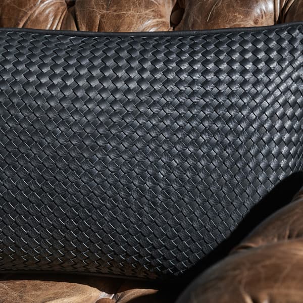 woven cushion rect detail 4
