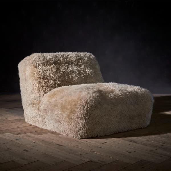 Shaggy Sofa Front view