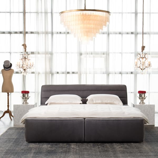 Shabby Bed Frame in Destroyed Black