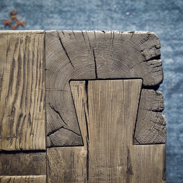 english beam coffee table detail 3