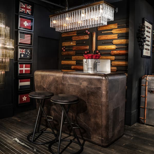 hudson bar detail 1