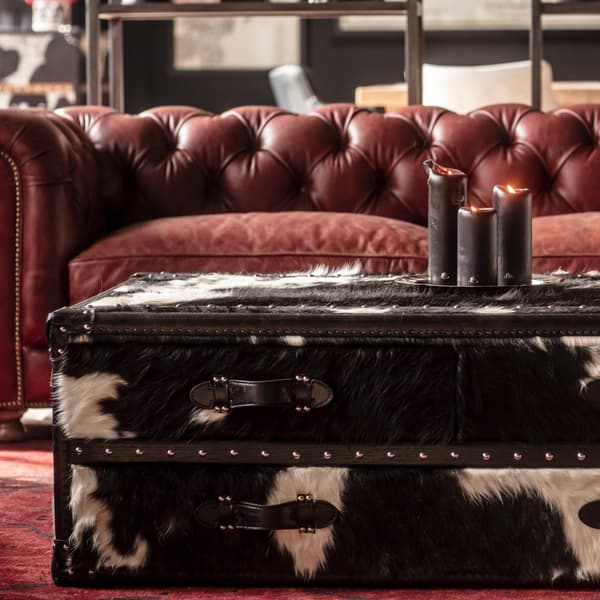 stonyhurst coffee table close up view