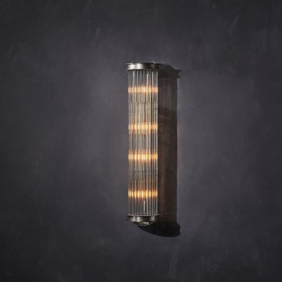 T NTW LS 0007 newton sconce small 100 detail 1