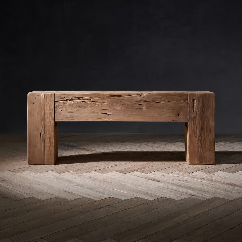 english beam consolo detail 2
