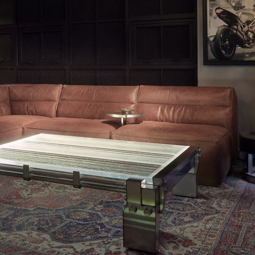 flatbed coffee table detail 1