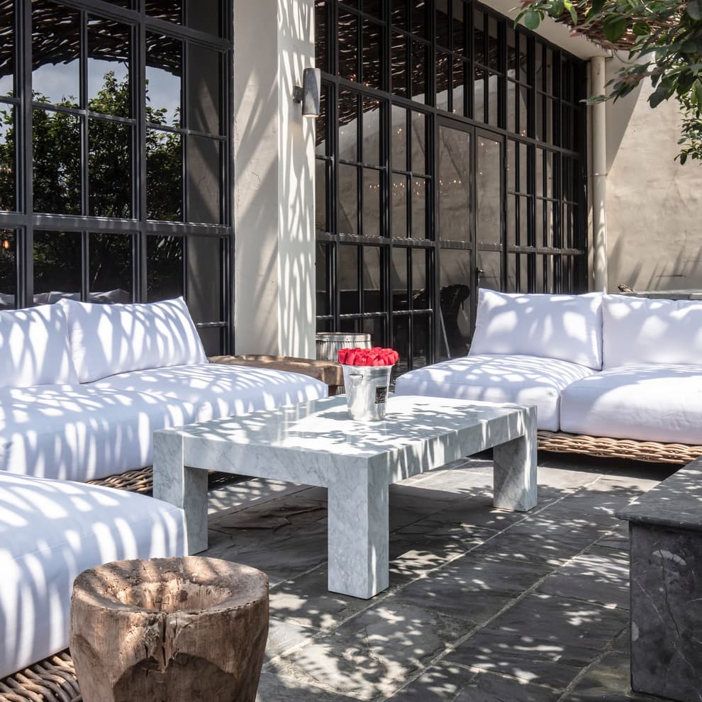 junction marble coffee table in outdoor setting
